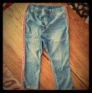 Jean Capris with racing stripes sz Large
